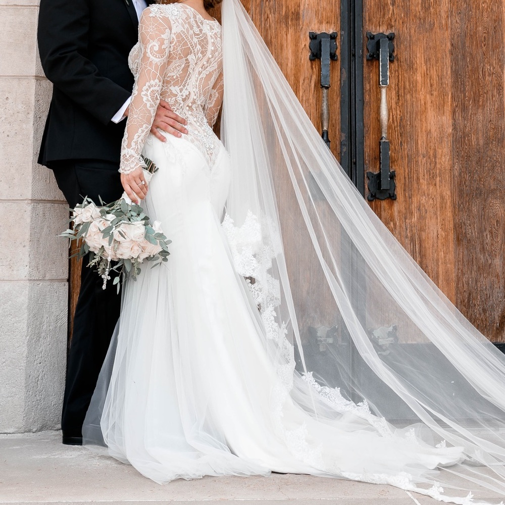 Galia Lahav “tiger lily” size 4 wedding dress!